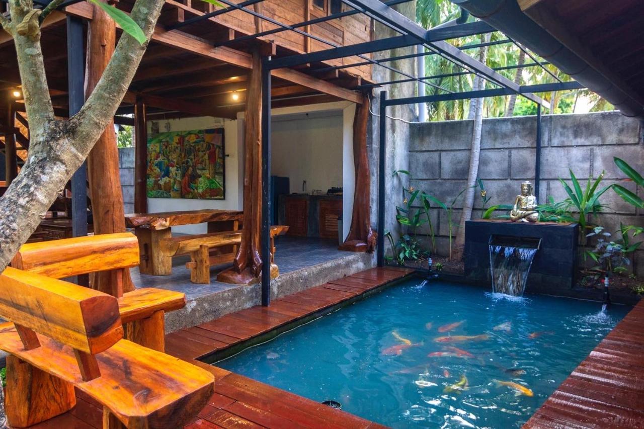 Tahlia'S Villa Sorongjukung Exterior foto