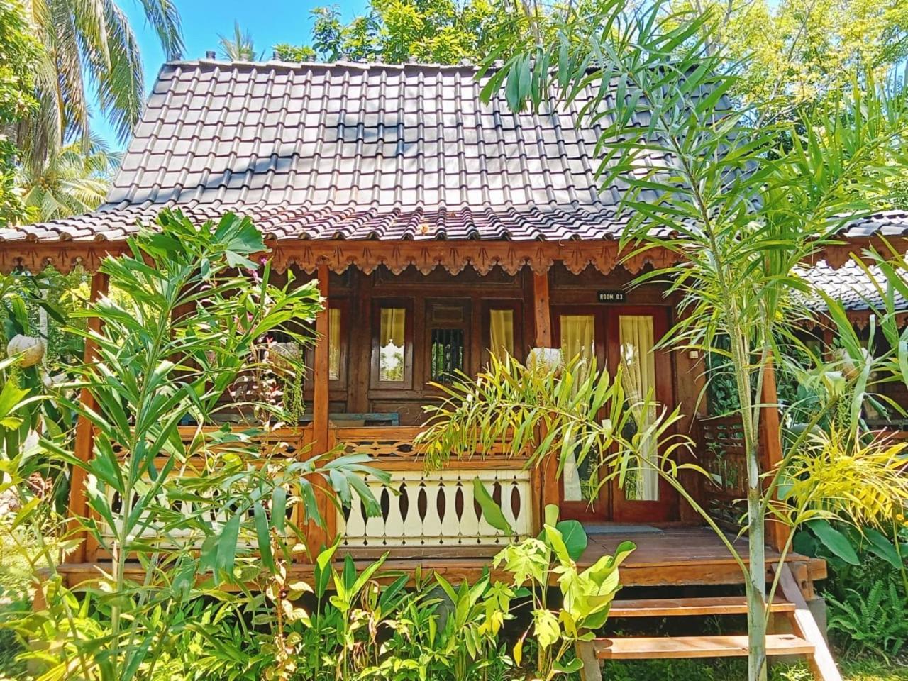 Tahlia'S Villa Sorongjukung Exterior foto