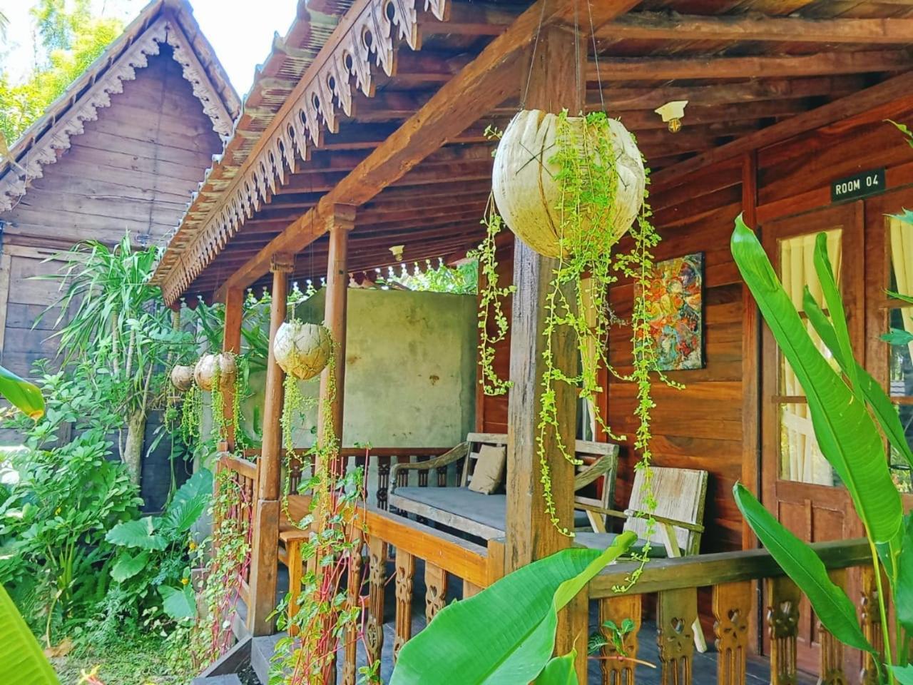 Tahlia'S Villa Sorongjukung Exterior foto