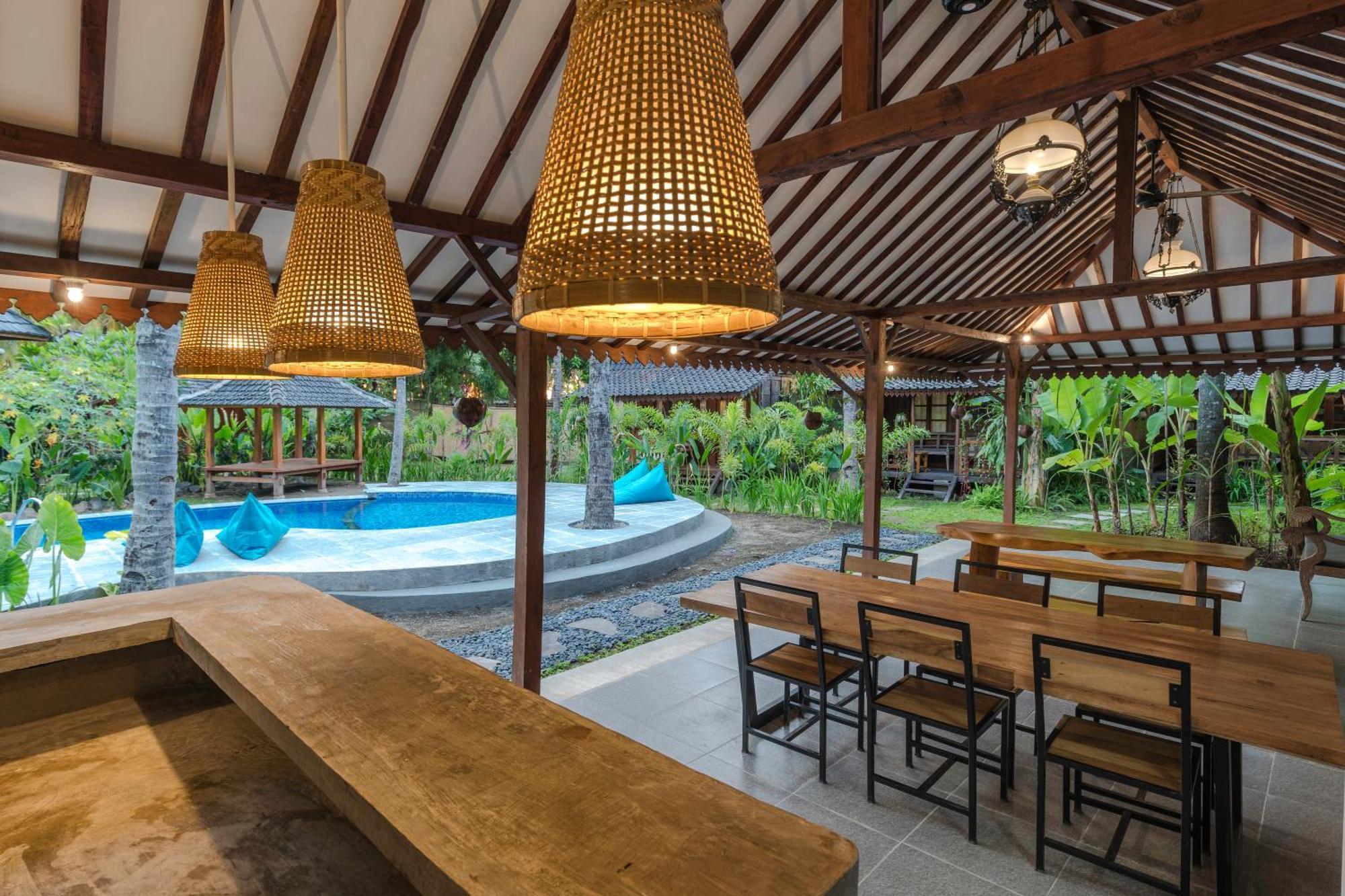 Tahlia'S Villa Sorongjukung Exterior foto