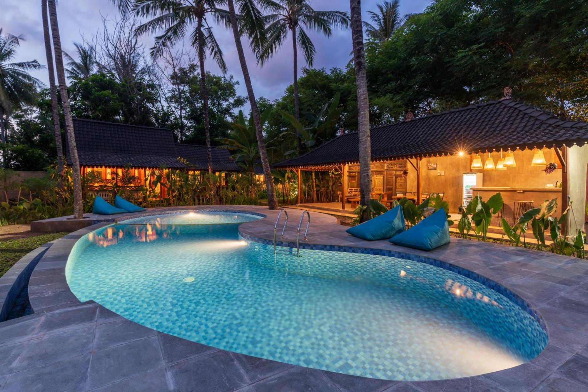 Tahlia'S Villa Sorongjukung Exterior foto