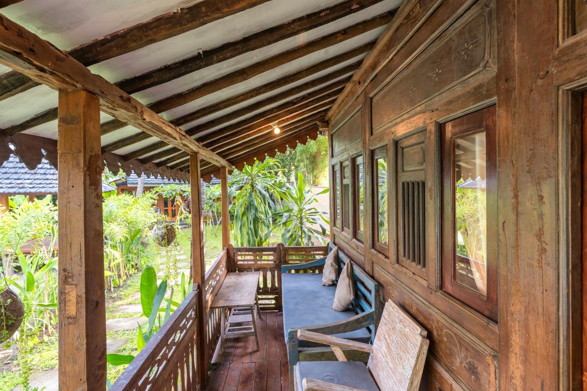 Tahlia'S Villa Sorongjukung Exterior foto